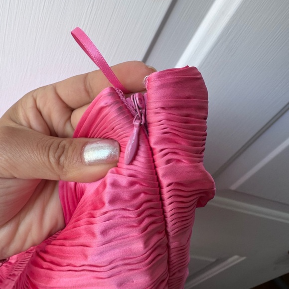 AMUR Kin Strapless Dress - Picture 7 of 11